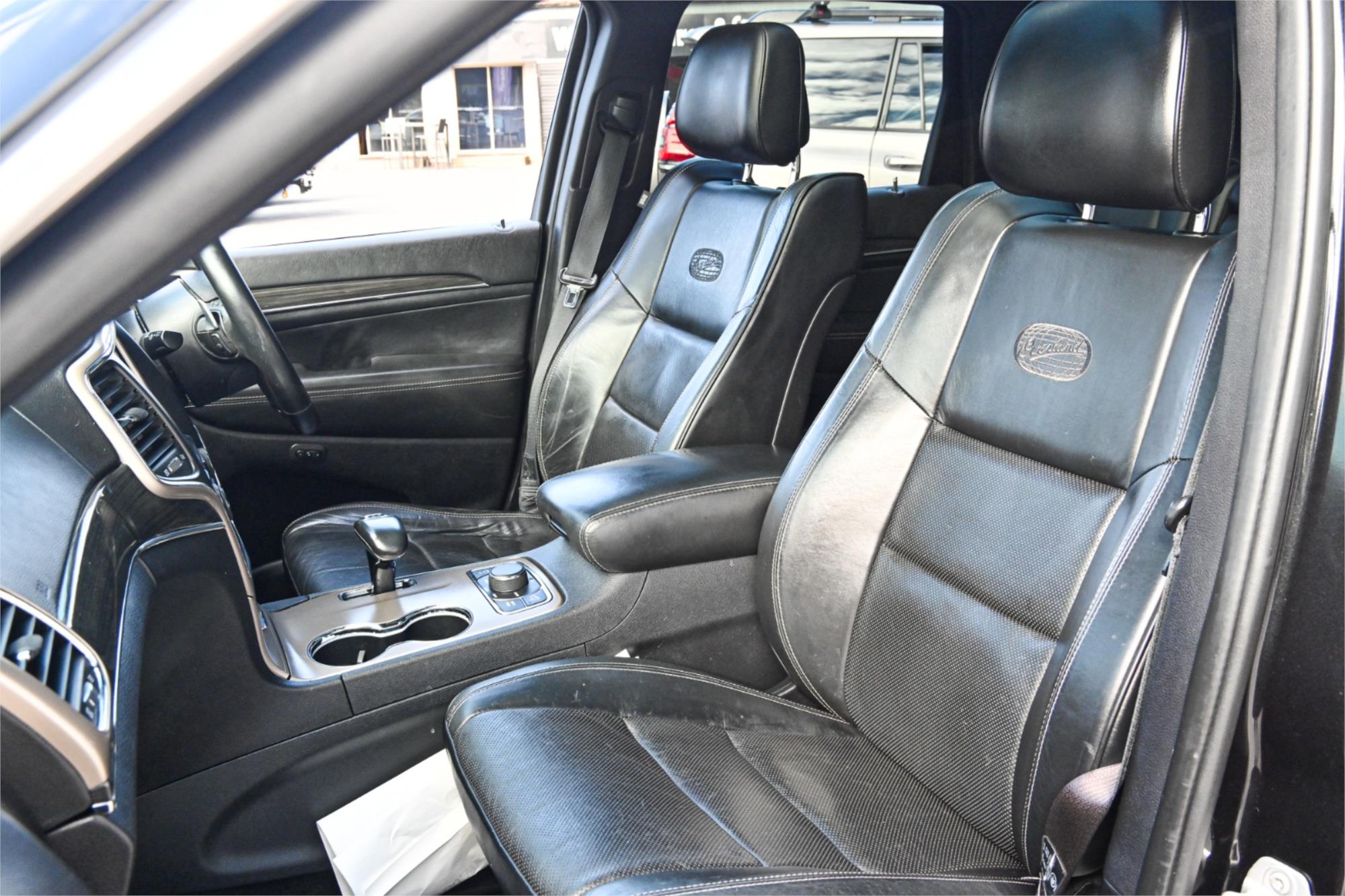 2013 JEEP GRAND CHEROKEE WK MY13 OVERLAND (4x4) 5 SP AUTOMATIC 4D WAGON