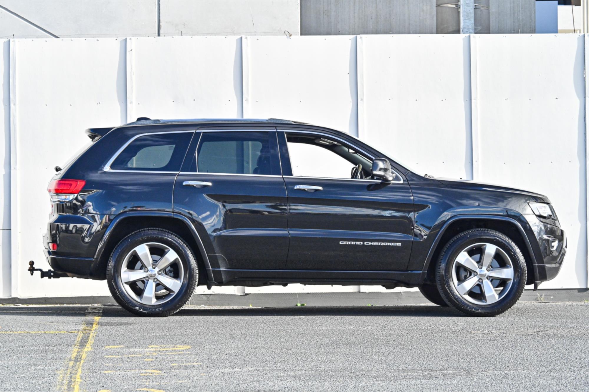 2013 JEEP GRAND CHEROKEE WK MY13 OVERLAND (4x4) 5 SP AUTOMATIC 4D WAGON