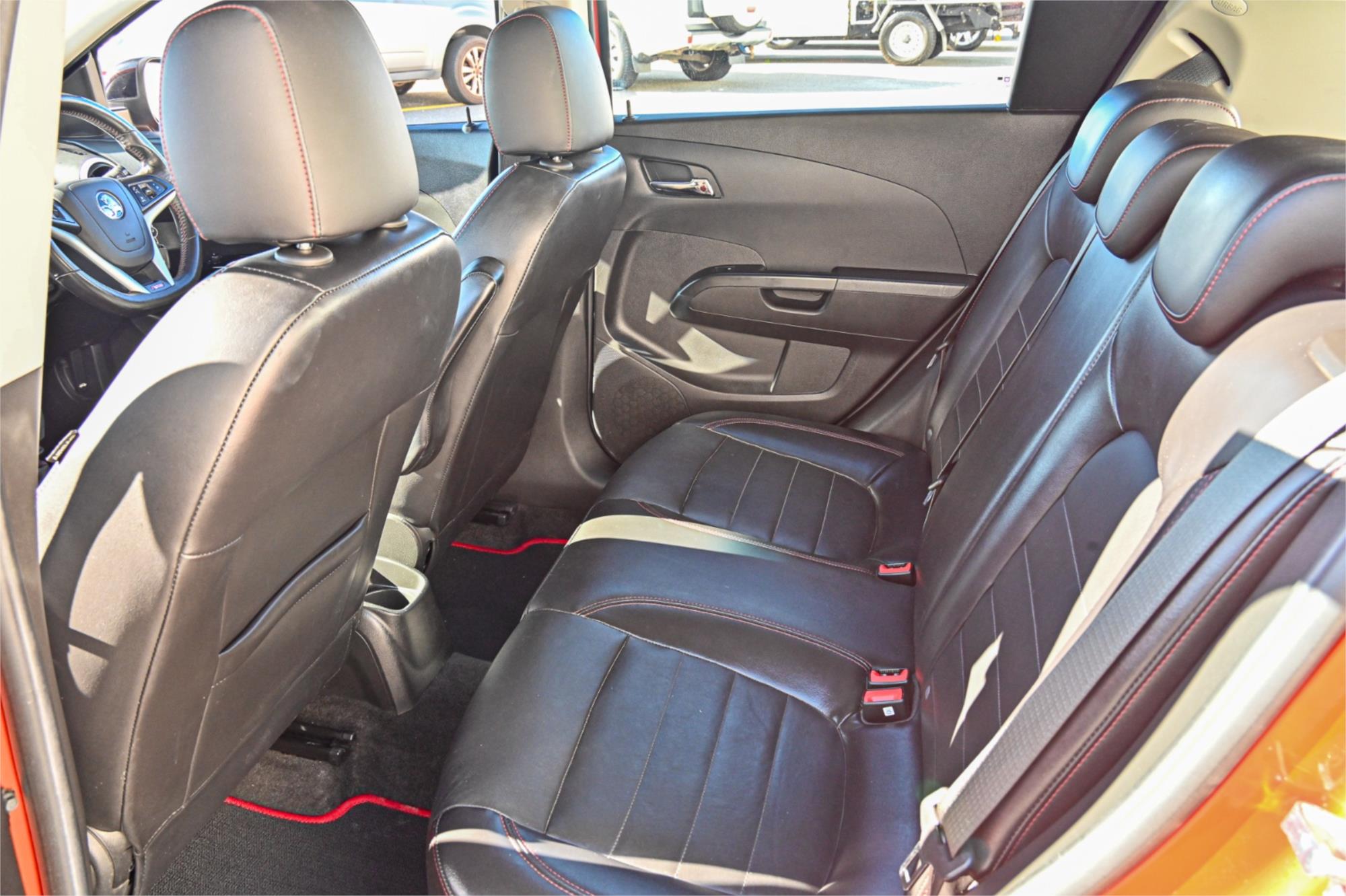 2014 HOLDEN BARINA TM MY14 RS 6 SP MANUAL 5D HATCHBACK