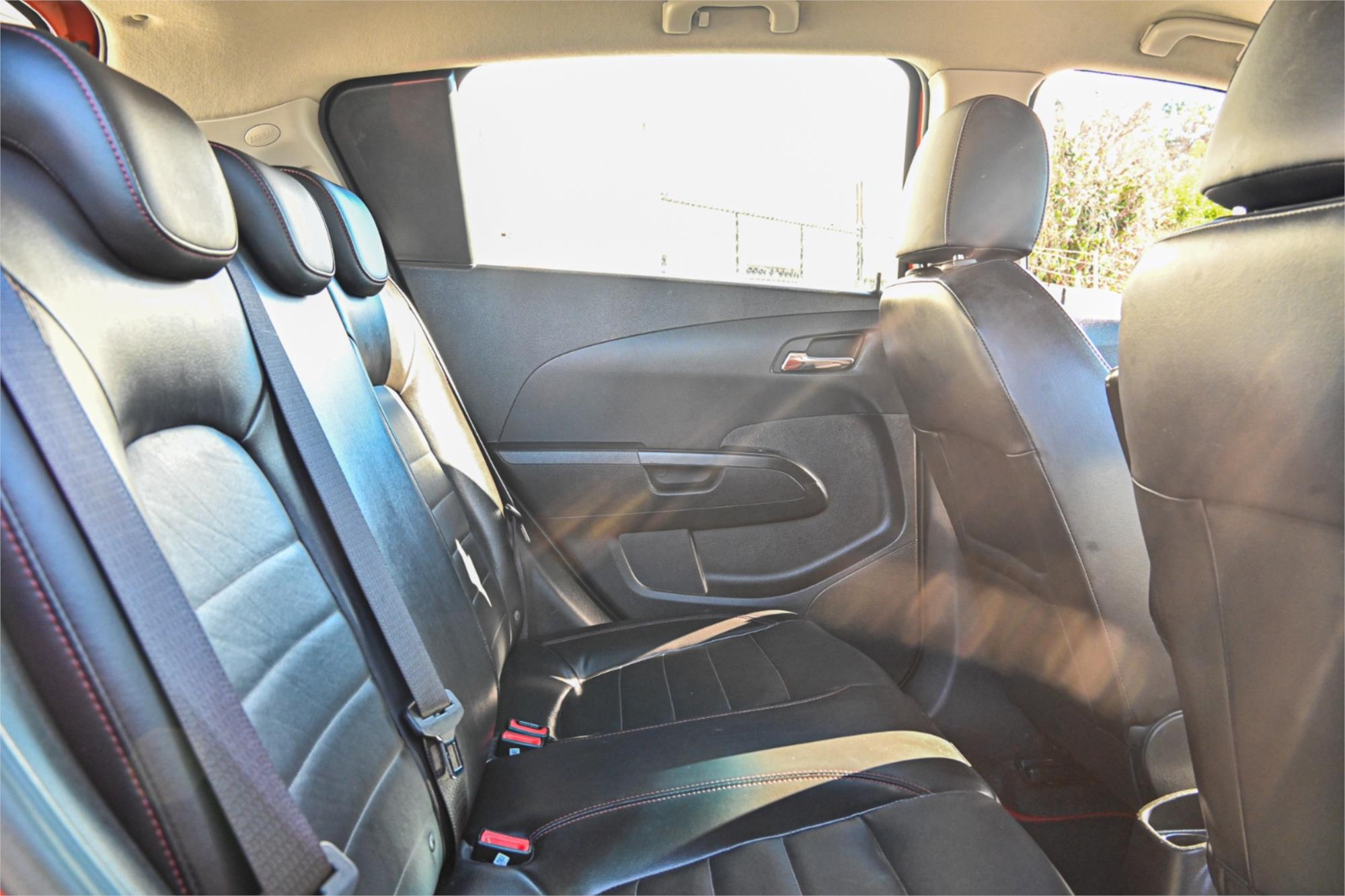 2014 HOLDEN BARINA TM MY14 RS 6 SP MANUAL 5D HATCHBACK
