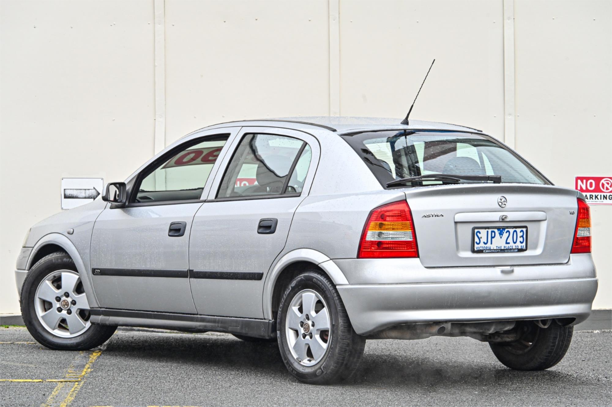 2003 HOLDEN ASTRA TS CD 4 SP AUTOMATIC 4D SEDAN