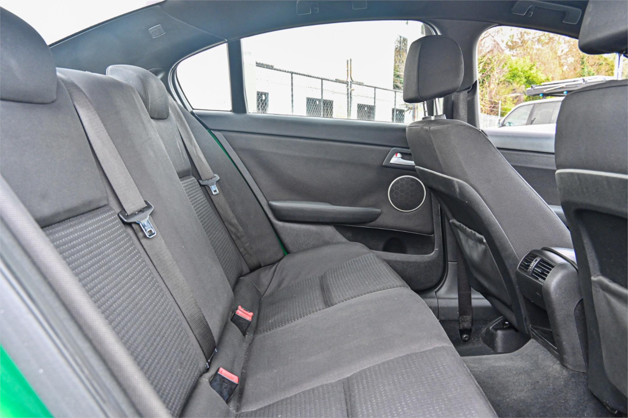2010 HOLDEN COMMODORE VE II OMEGA 6 SP AUTOMATIC 4D SEDAN