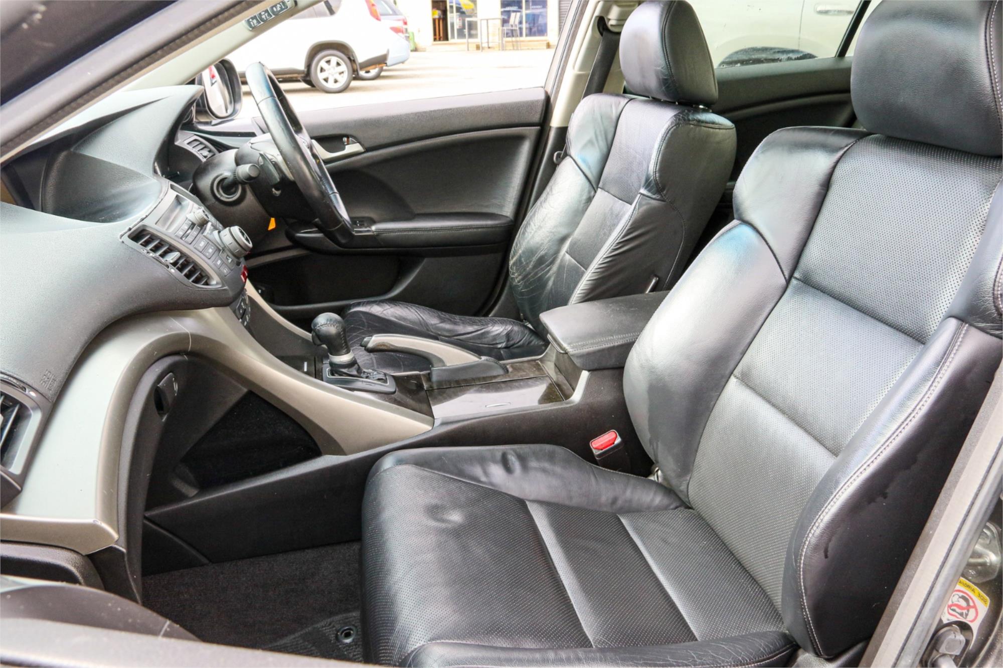 2010 HONDA ACCORD 10 EURO LUXURY 5 SP AUTOMATIC 4D SEDAN