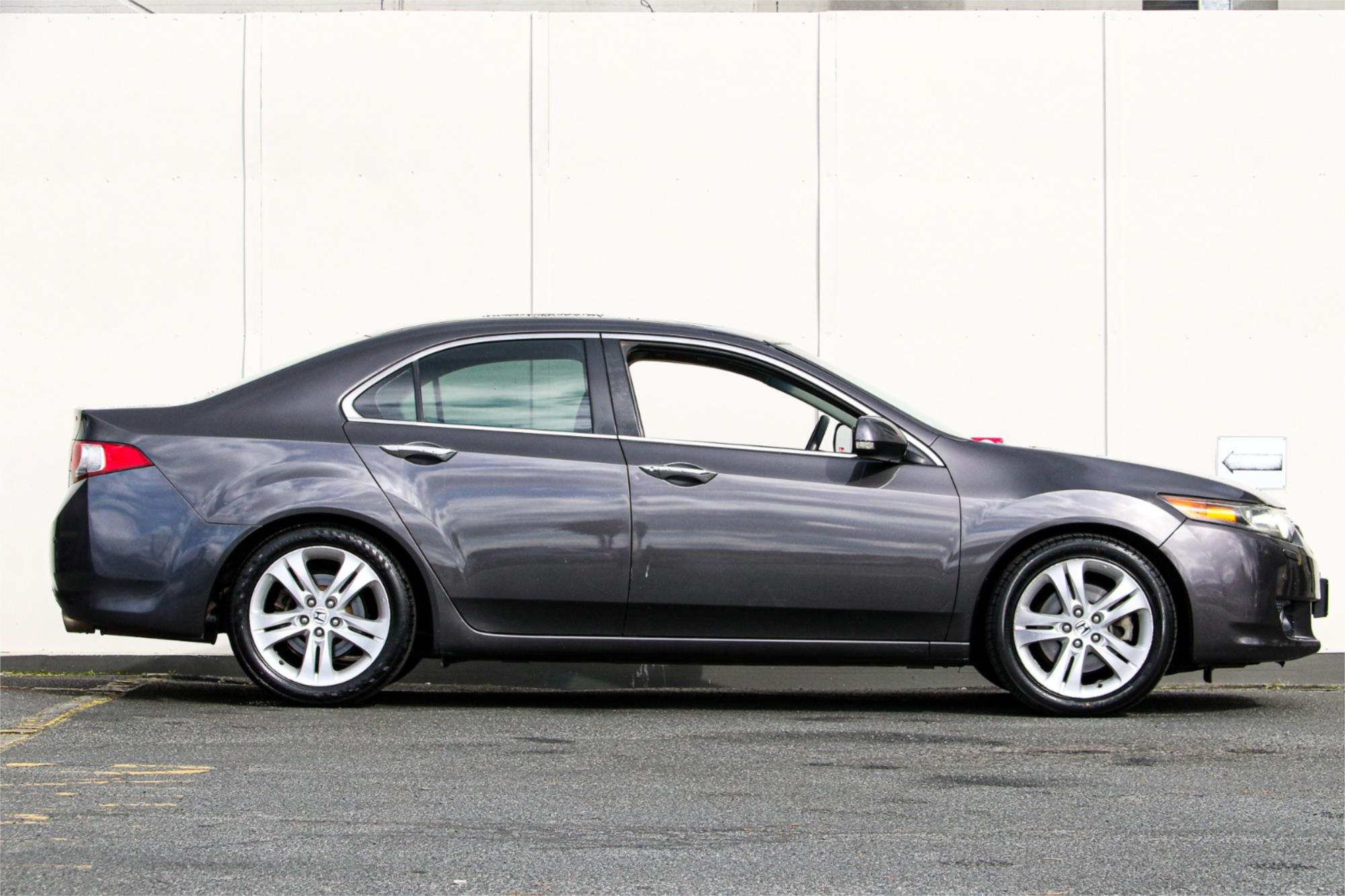 2010 HONDA ACCORD 10 EURO LUXURY 5 SP AUTOMATIC 4D SEDAN