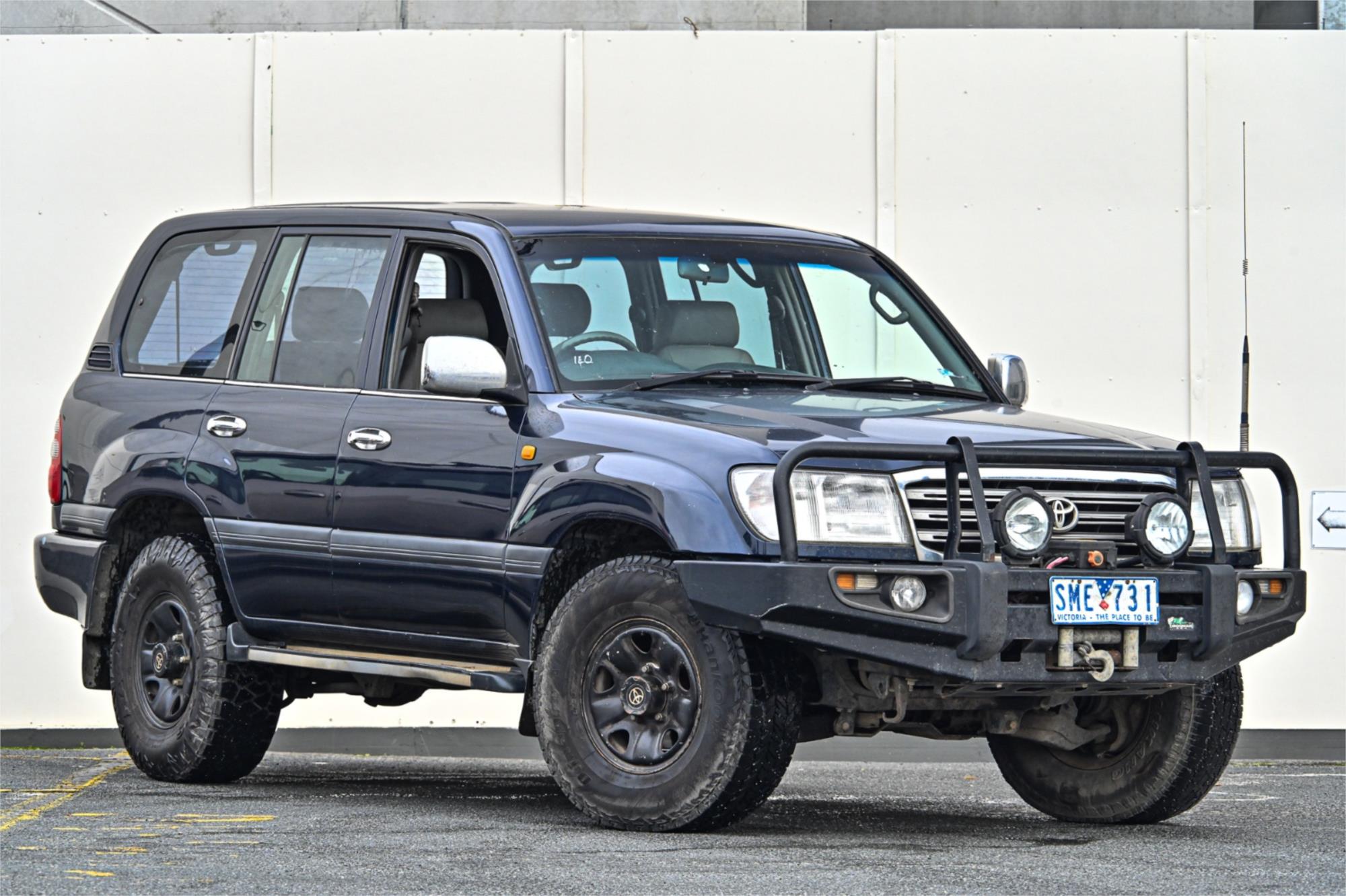 2003 TOYOTA LANDCRUISER UZJ100R GXL (4x4) 5 SP AUTOMATIC 4D WAGON