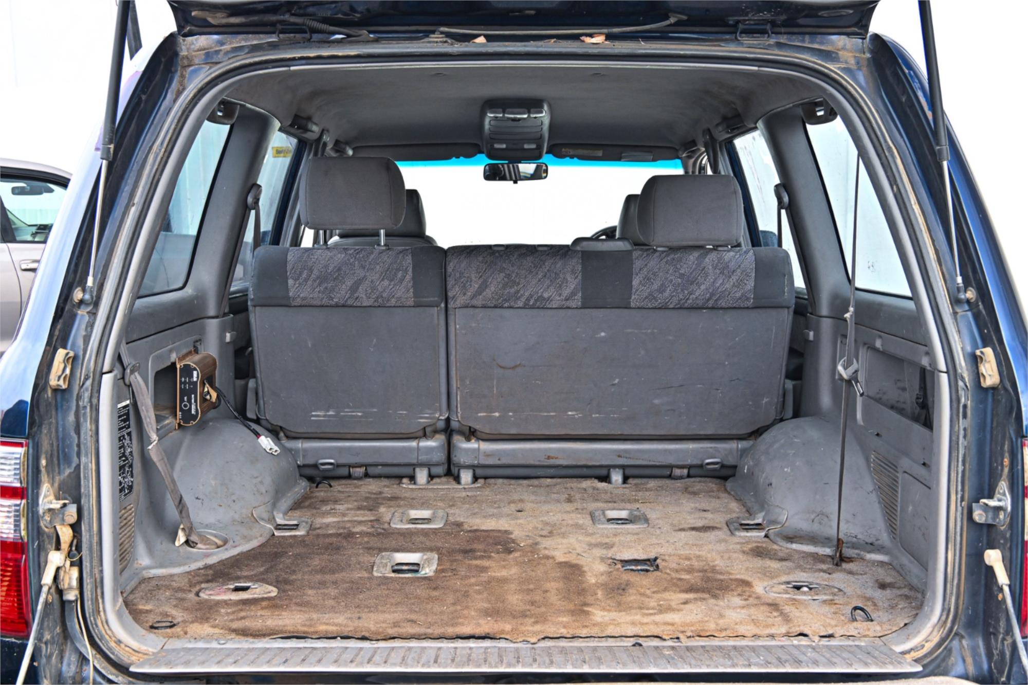 2003 TOYOTA LANDCRUISER UZJ100R GXL (4x4) 5 SP AUTOMATIC 4D WAGON