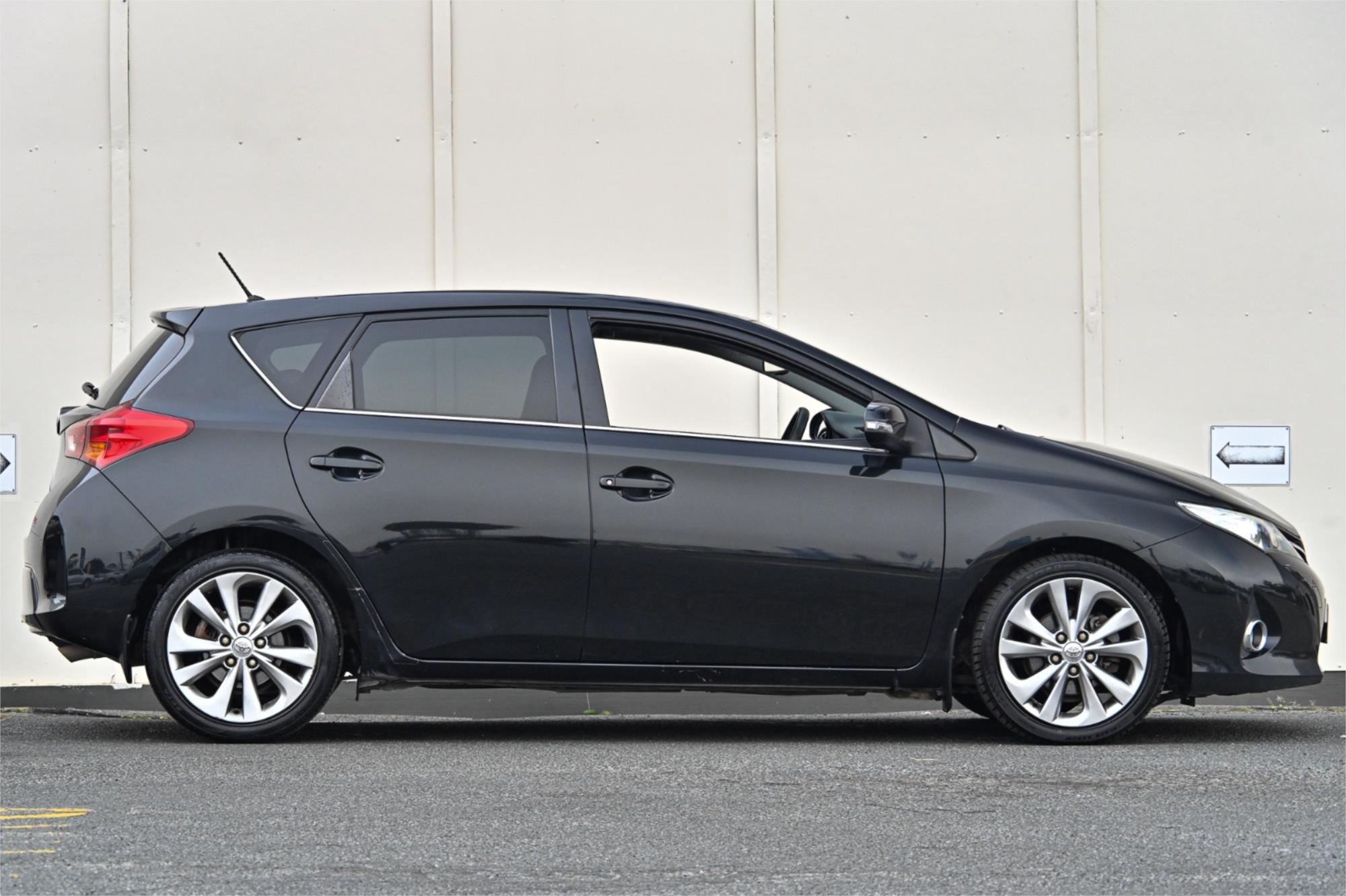 2012 TOYOTA COROLLA ZRE152R MY11 LEVIN ZR 6 SP MANUAL 5D HATCHBACK