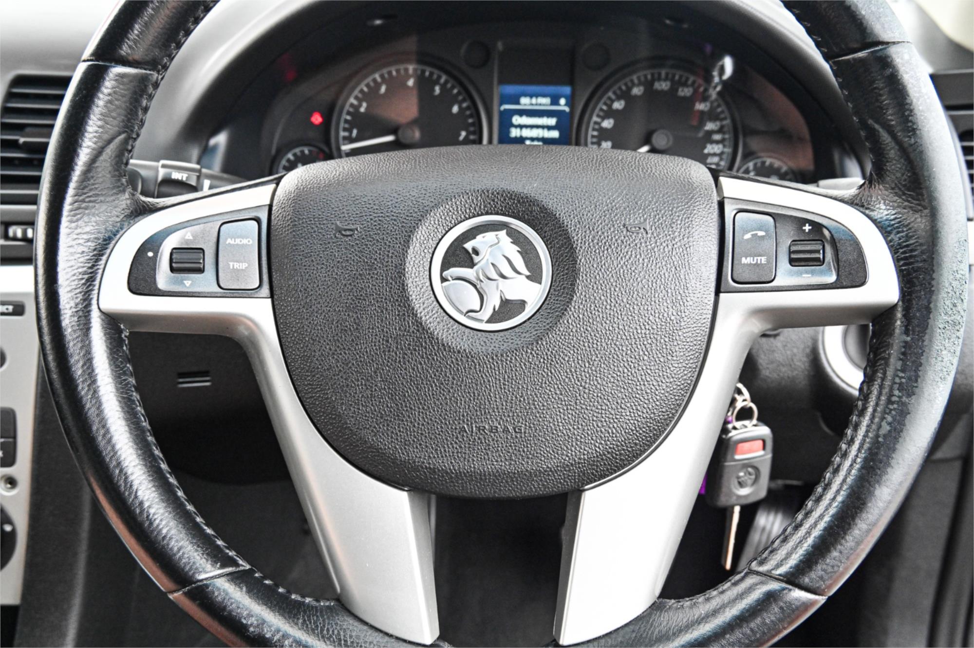 2010 HOLDEN COMMODORE VE MY10 INTERNATIONAL 6 SP AUTOMATIC 4D SEDAN