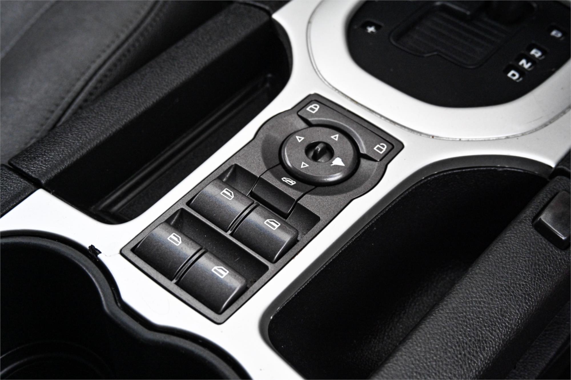 2010 HOLDEN COMMODORE VE MY10 INTERNATIONAL 6 SP AUTOMATIC 4D SEDAN