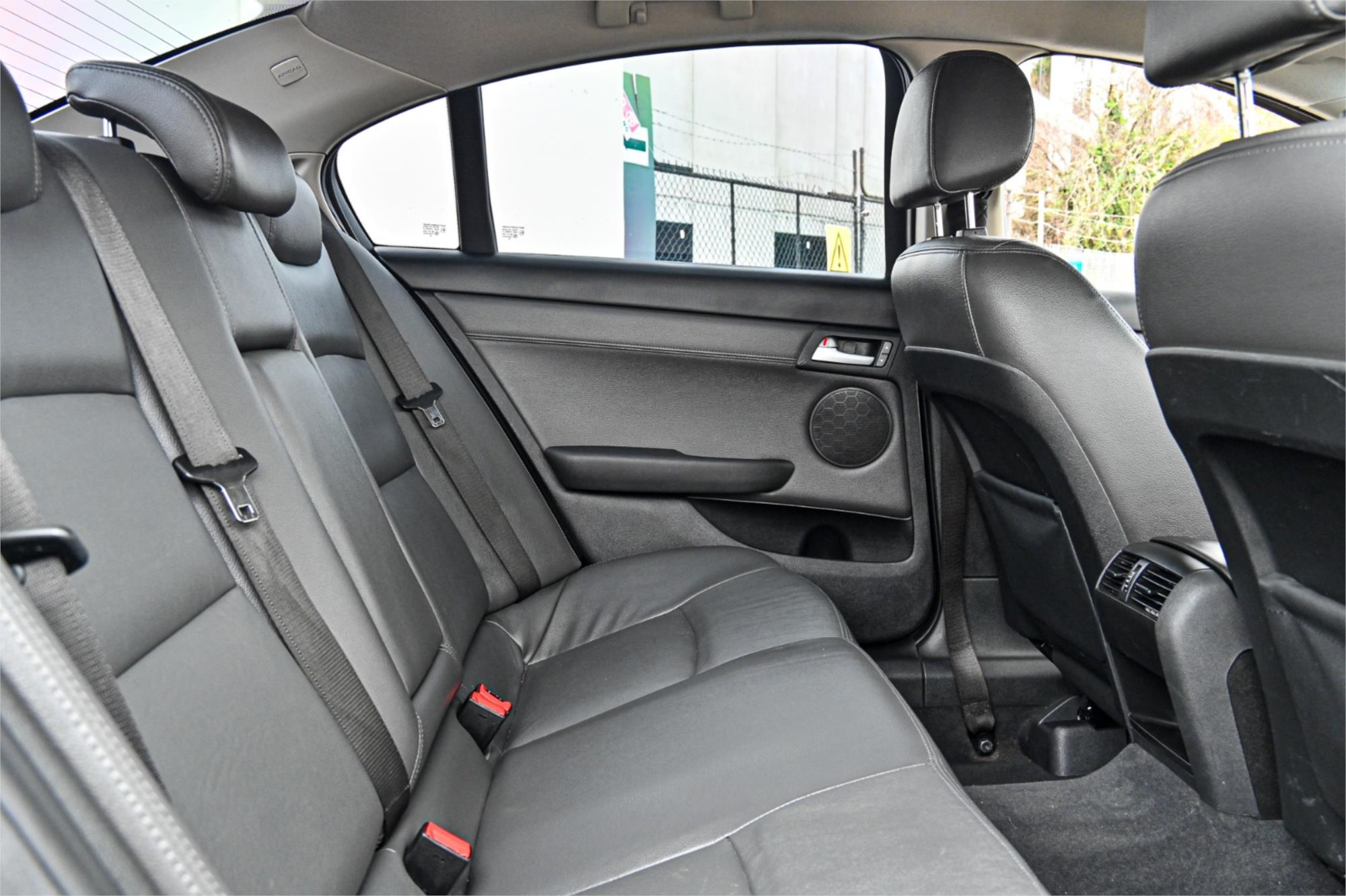 2010 HOLDEN COMMODORE VE MY10 INTERNATIONAL 6 SP AUTOMATIC 4D SEDAN