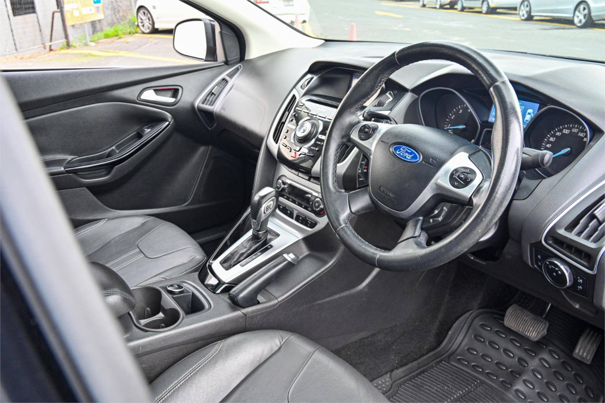 2014 FORD FOCUS LW MK2 MY14 TITANIUM 6 SP AUTOMATIC 5D HATCHBACK