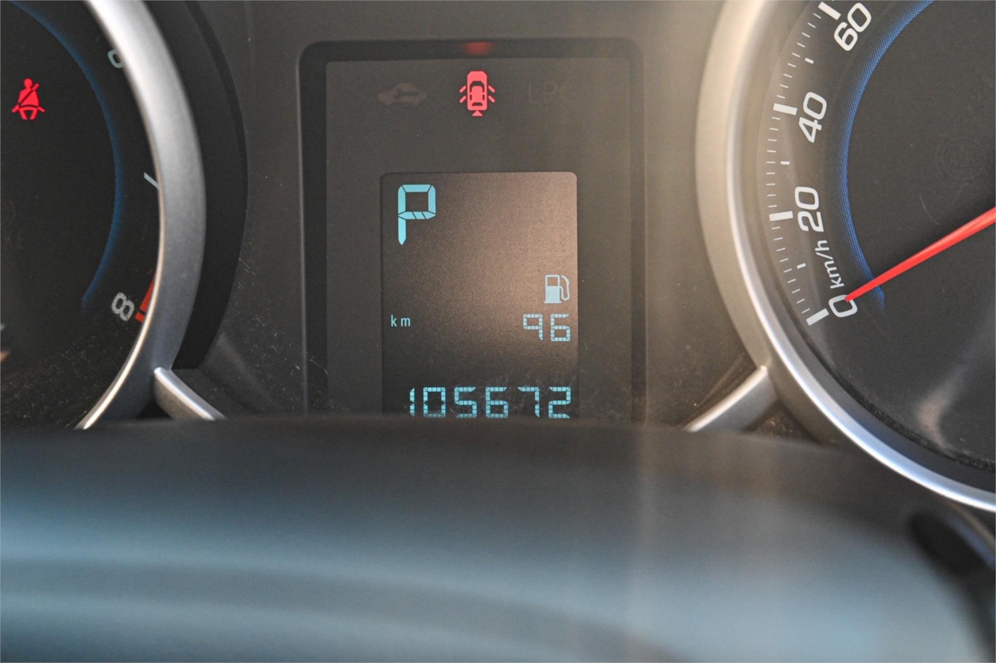 2015 HOLDEN CRUZE JH MY14 EQUIPE 6 SP AUTOMATIC 5D HATCHBACK