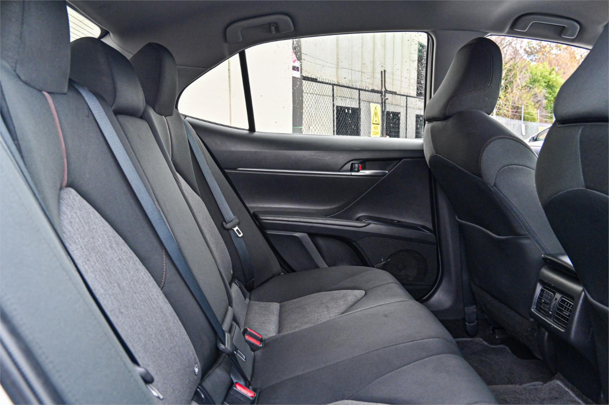 2018 TOYOTA CAMRY ASV70R MY19 ASCENT 6 SP AUTOMATIC 4D SEDAN