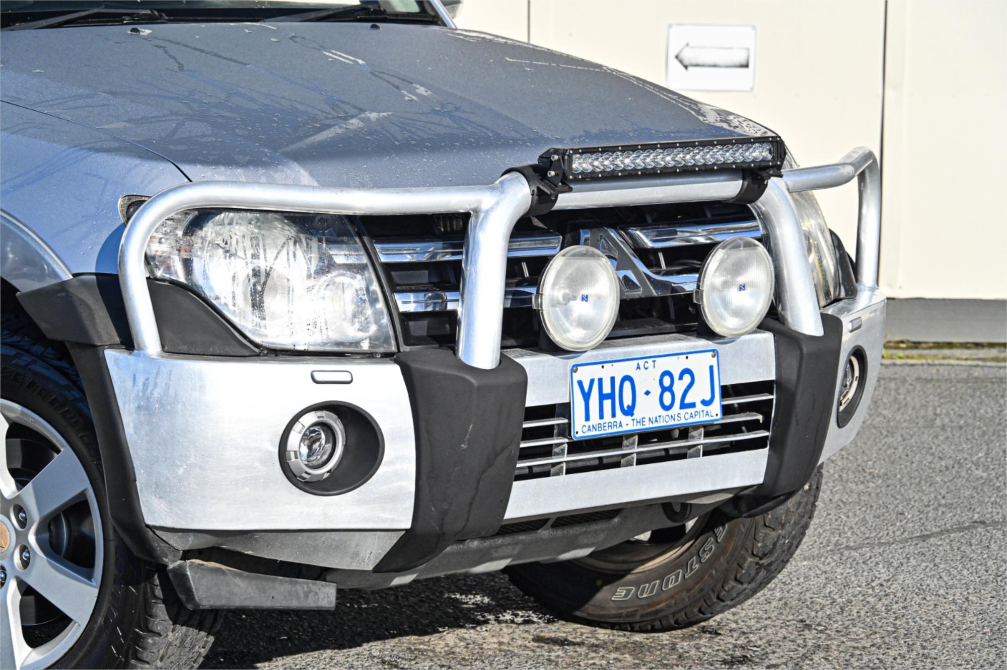 2011 MITSUBISHI PAJERO NW MY12 VR-X LWB (4x4) 5 SP AUTO SPORTS MODE 4D WAGON
