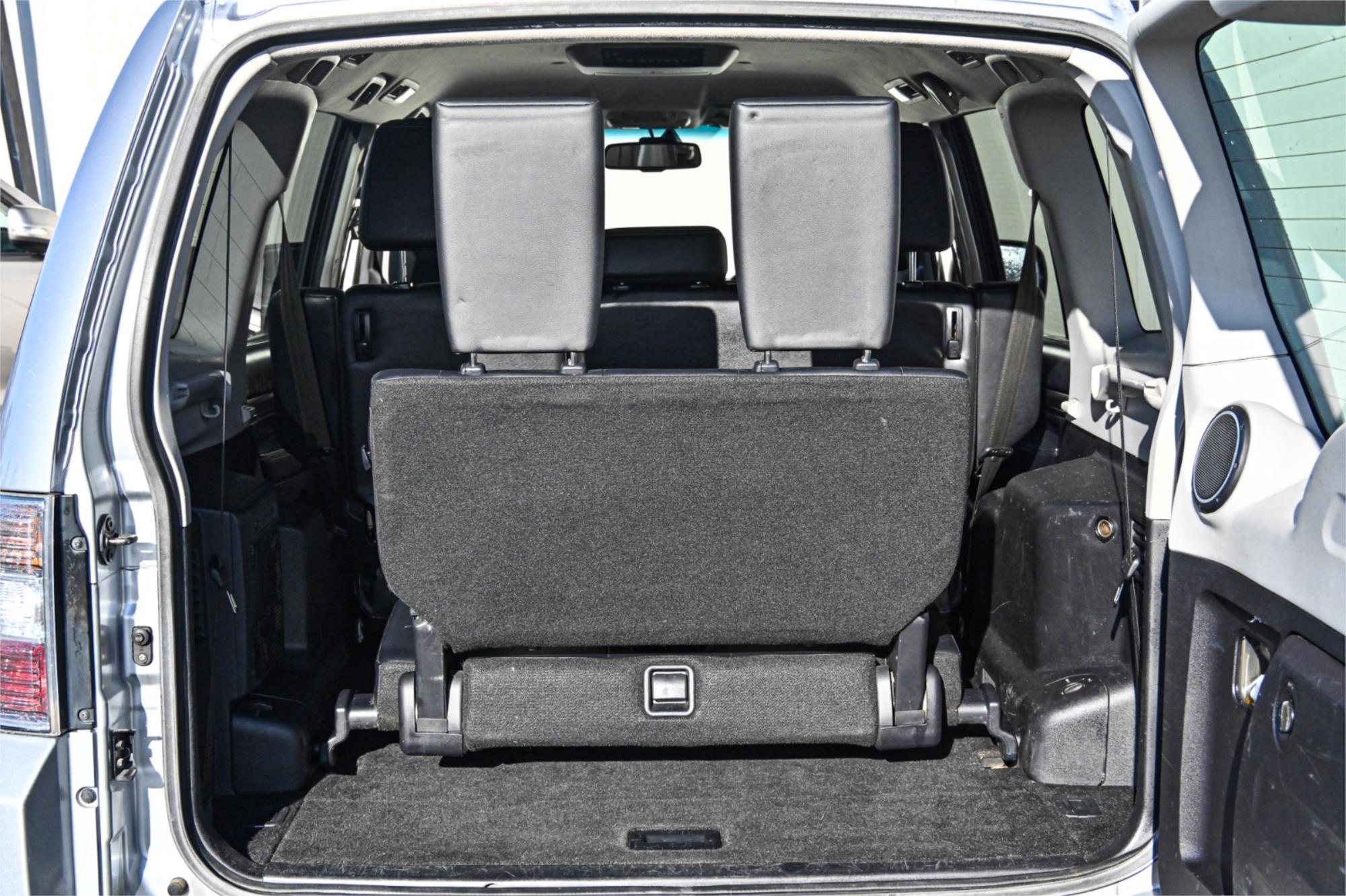 2011 MITSUBISHI PAJERO NW MY12 VR-X LWB (4x4) 5 SP AUTO SPORTS MODE 4D WAGON