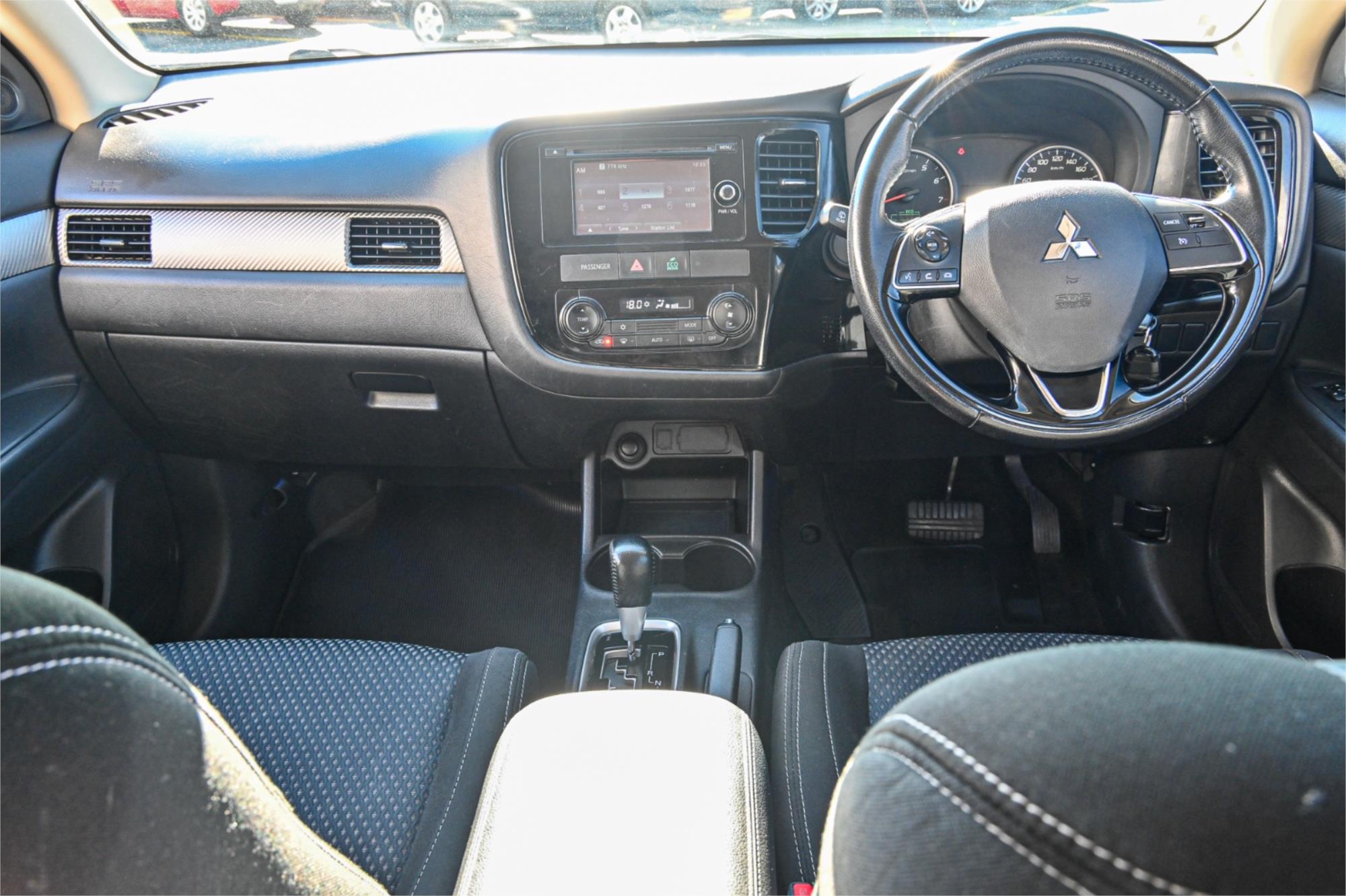 2016 MITSUBISHI OUTLANDER ZK MY16 LS (4x2) CONTINUOUS VARIABLE 4D WAGON