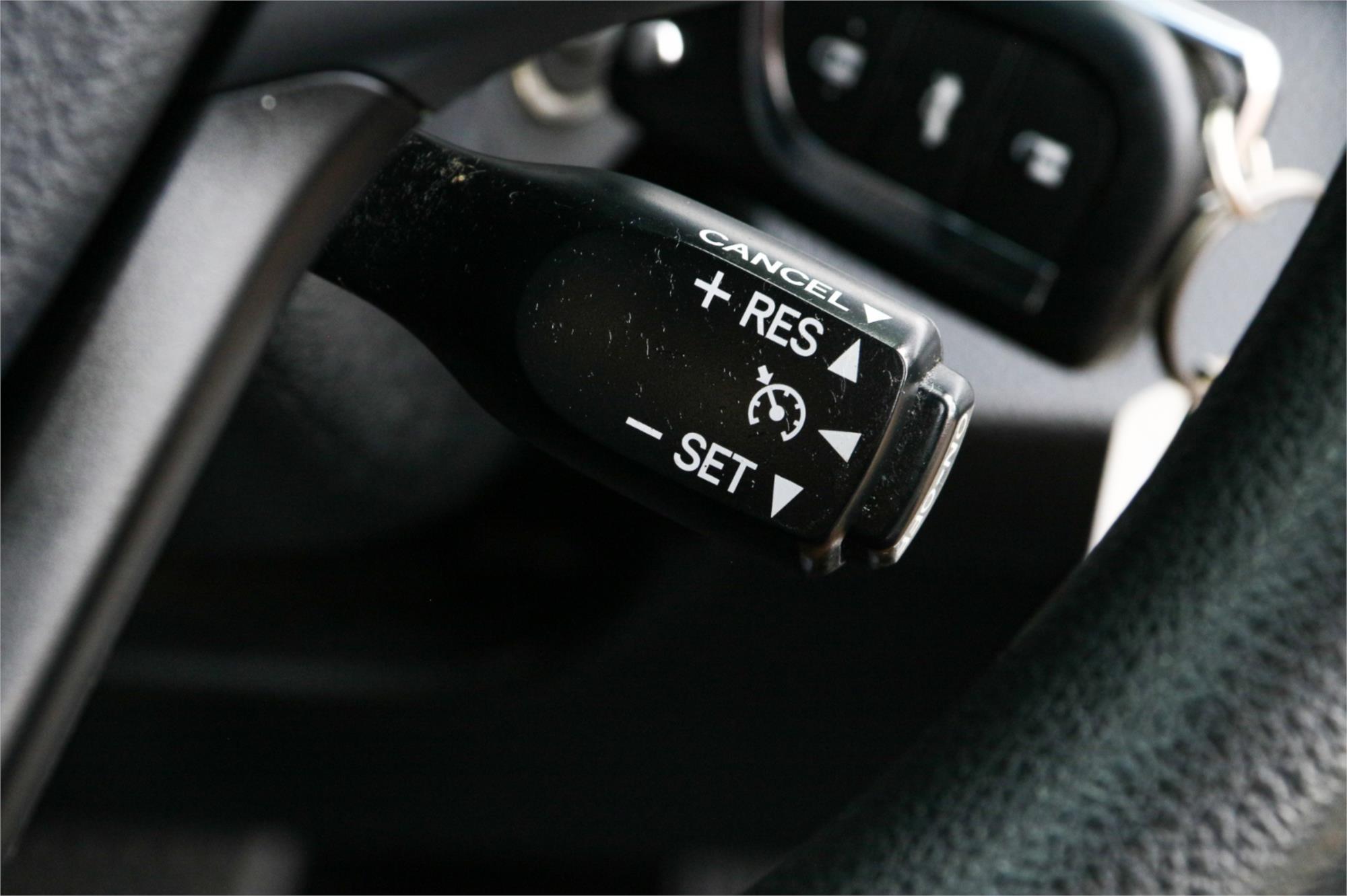 2015 TOYOTA CAMRY ASV50R ALTISE 6 SP AUTOMATIC 4D SEDAN