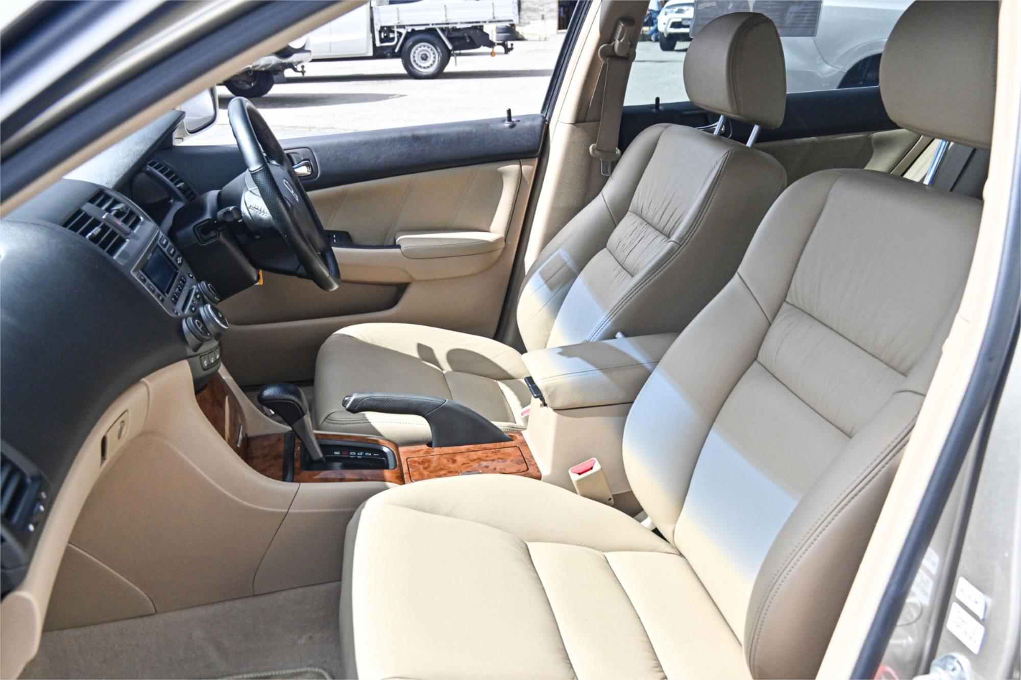 2006 HONDA ACCORD 40 VTi 5 SP AUTOMATIC 4D SEDAN