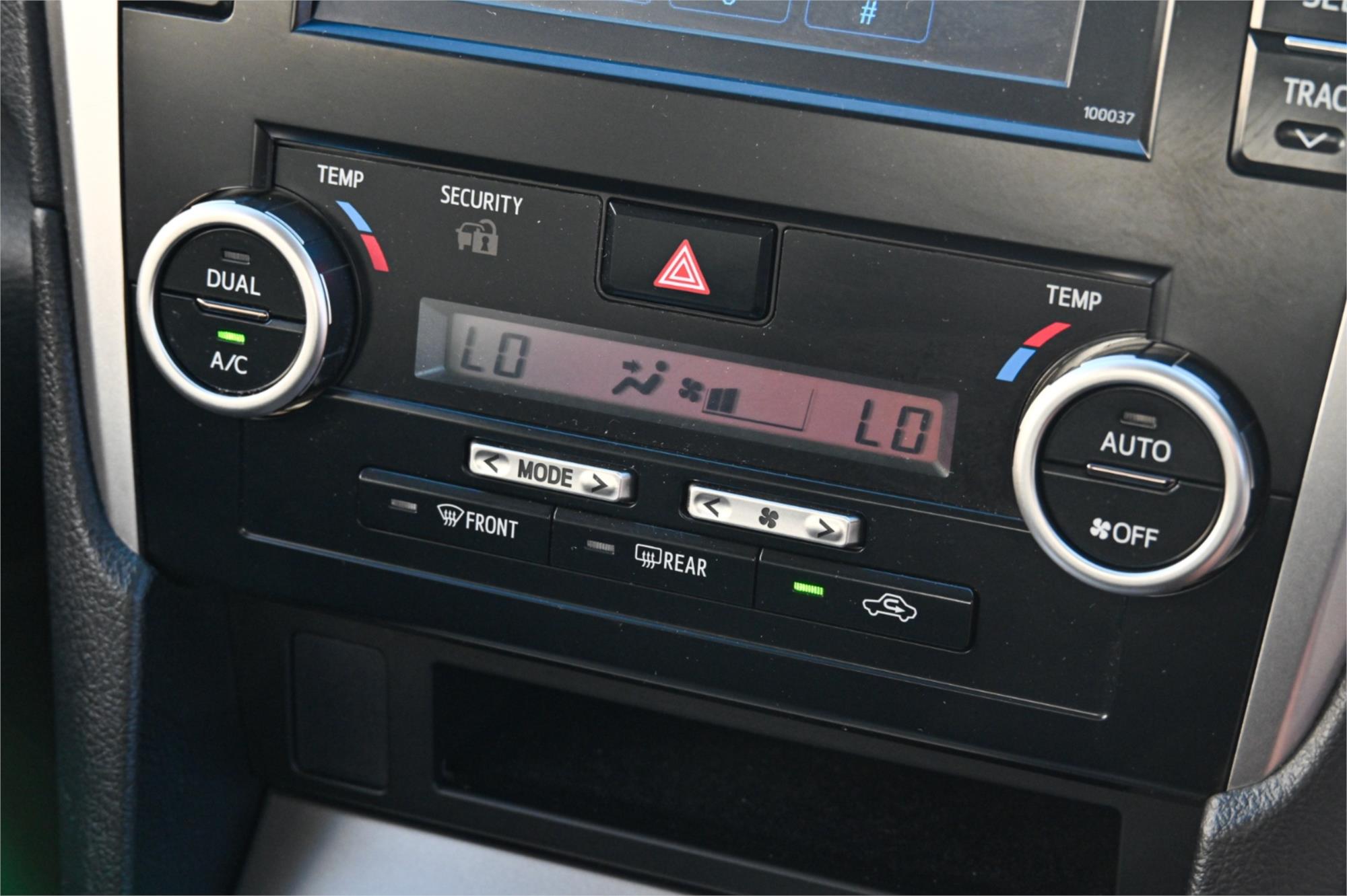 2012 TOYOTA AURION GSV50R TOURING SE 6 SP AUTOMATIC 4D SEDAN