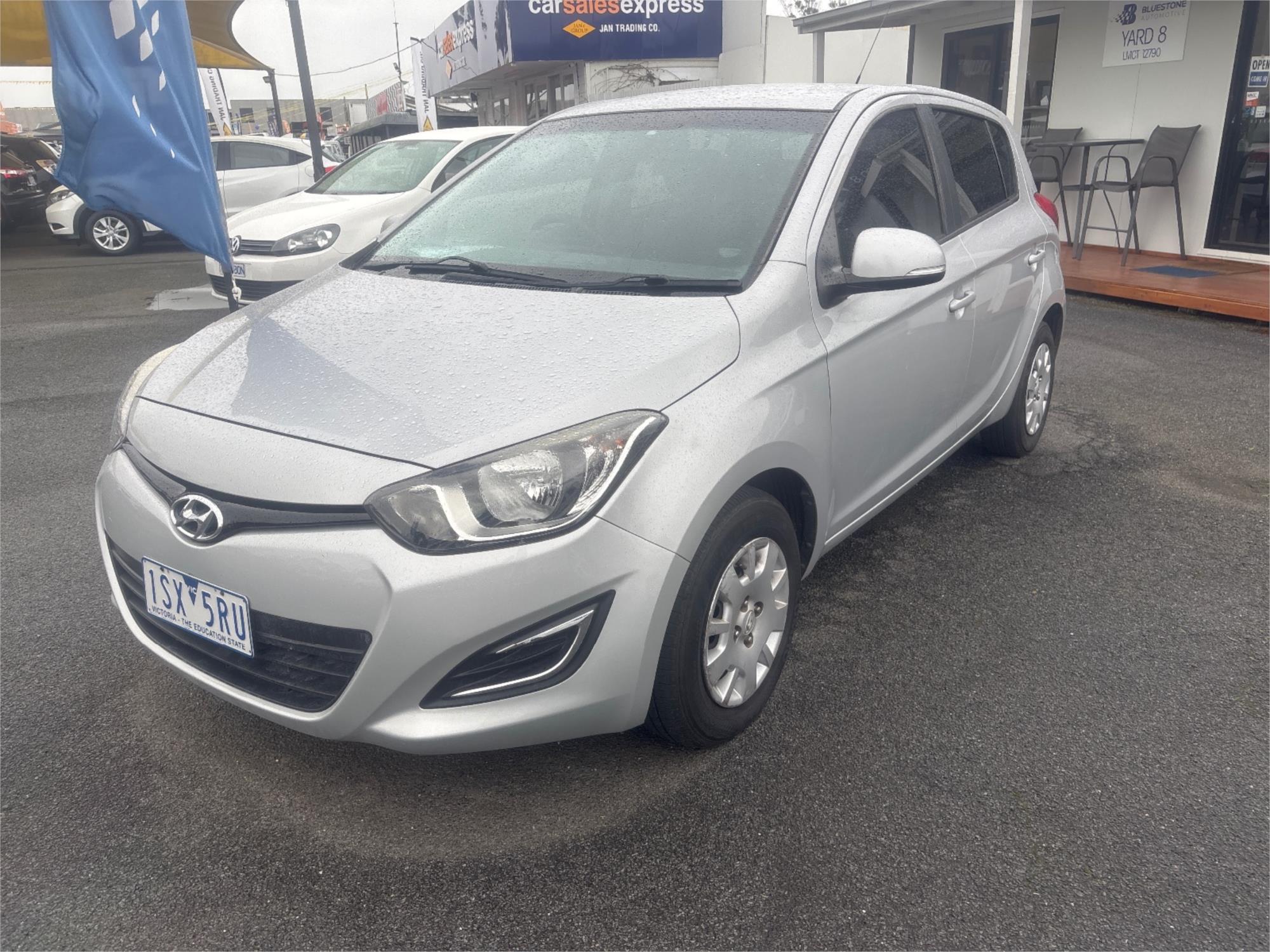 2013 HYUNDAI i20 PB MY12.5 ACTIVE 4 SP AUTOMATIC 3D HATCHBACK