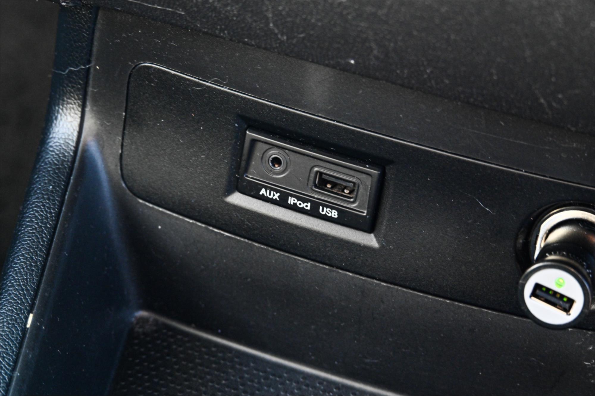 2013 HYUNDAI i20 PB MY12.5 ACTIVE 4 SP AUTOMATIC 3D HATCHBACK