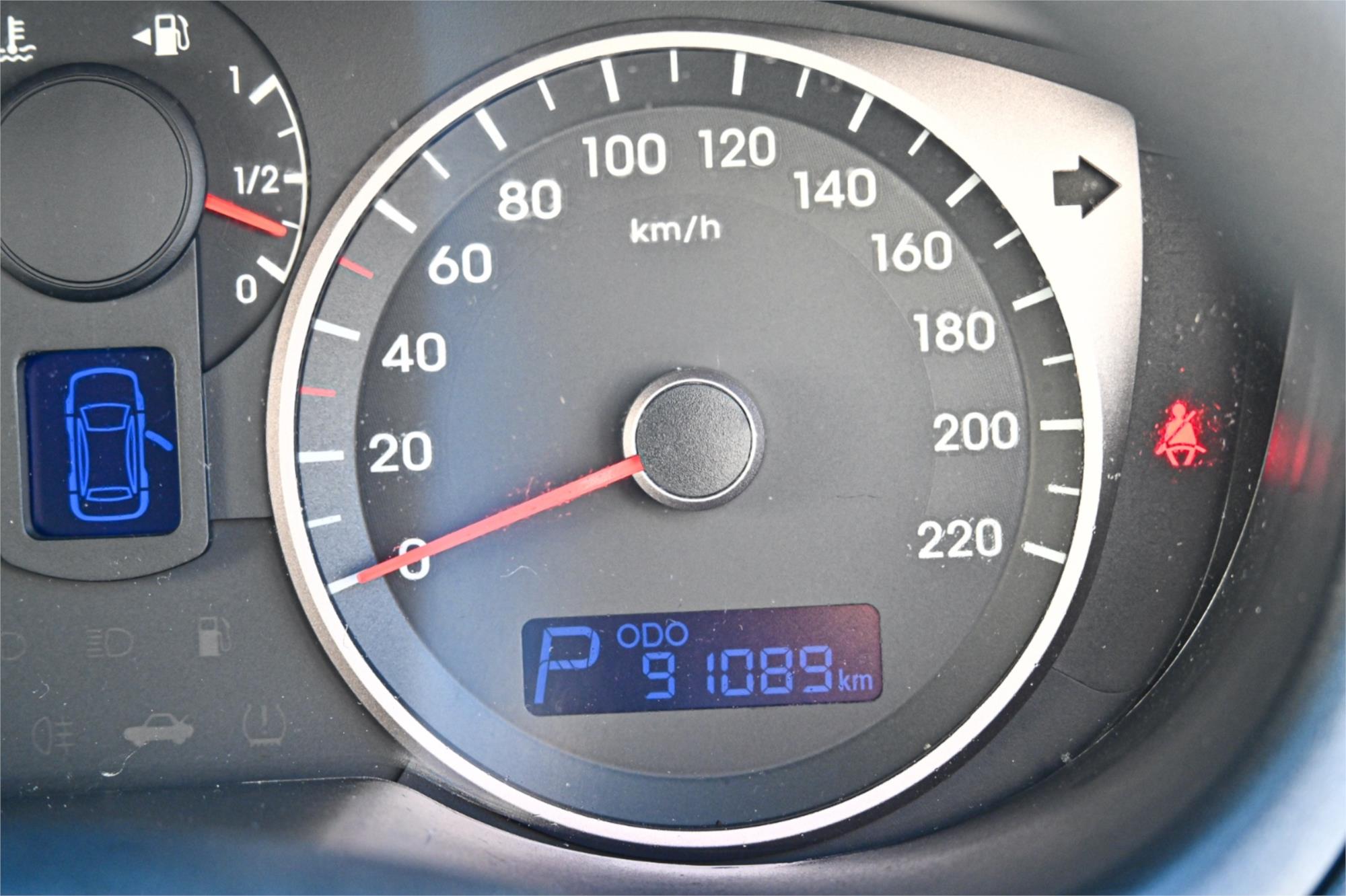 2013 HYUNDAI i20 PB MY12.5 ACTIVE 4 SP AUTOMATIC 3D HATCHBACK
