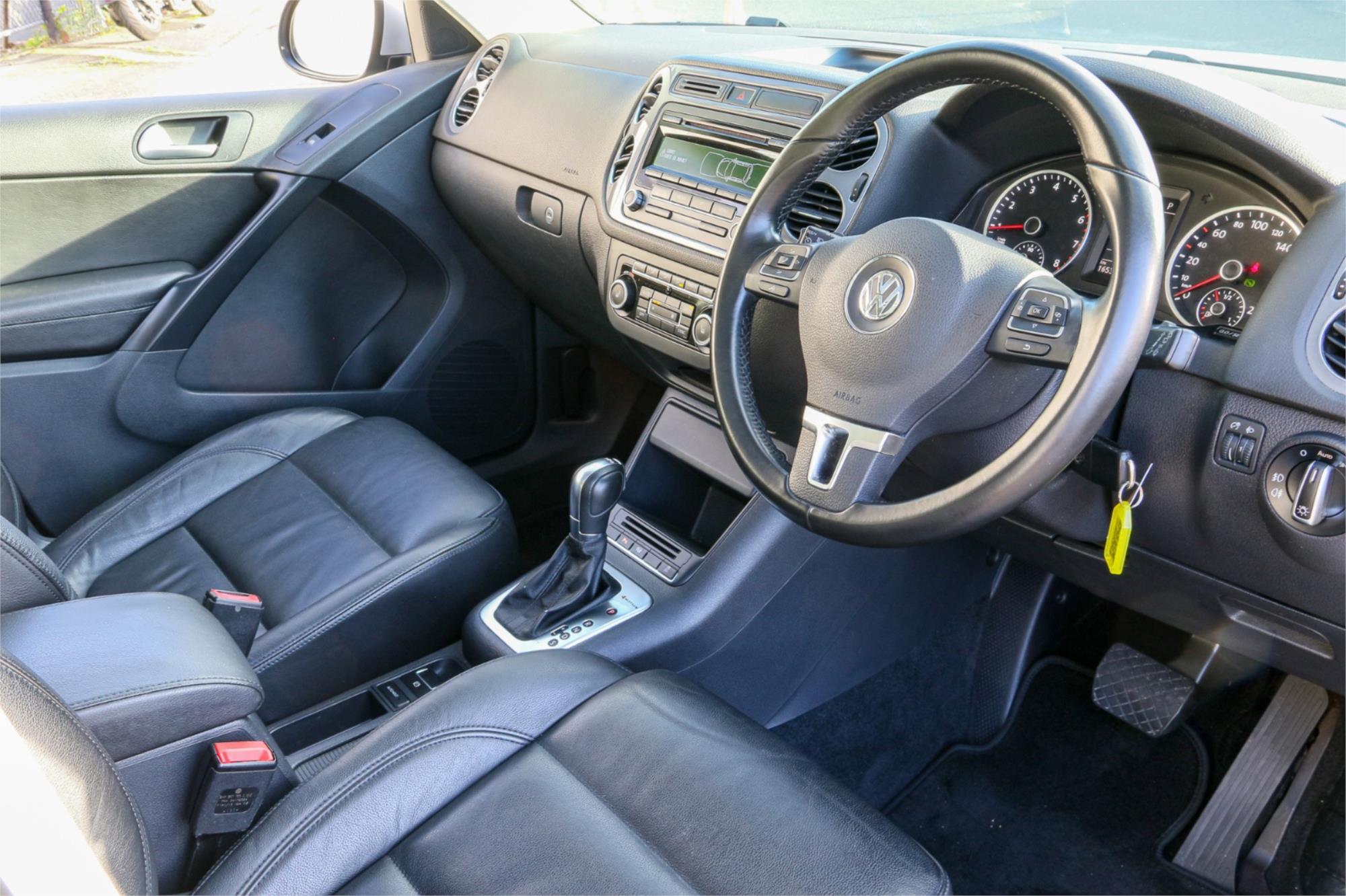 2013 VOLKSWAGEN TIGUAN 5NC MY14 132 TSI PACIFIC 7 SP AUTO DIRECT SHIFT 4D WAGON