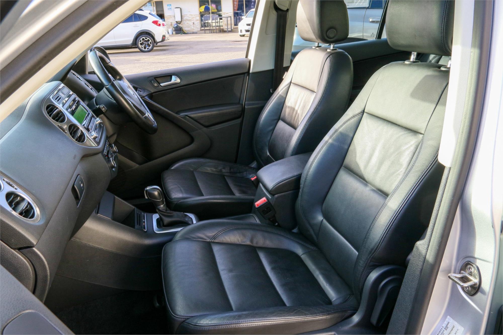 2013 VOLKSWAGEN TIGUAN 5NC MY14 132 TSI PACIFIC 7 SP AUTO DIRECT SHIFT 4D WAGON