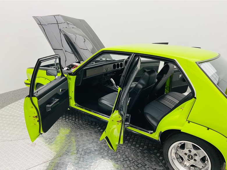 1975 HOLDEN TORANA LX SL/R 5000 TRIBUTE 3 SP AUTOMATIC 4D SEDAN