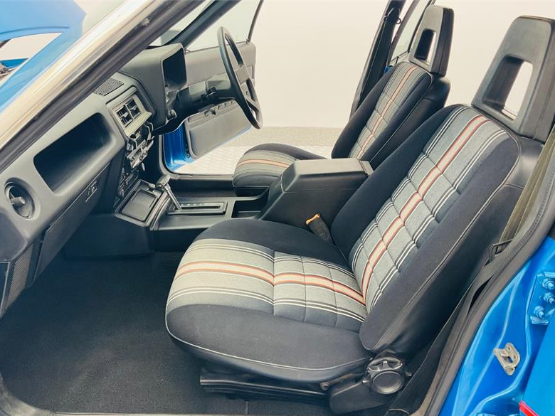 1981 FORD FALCON XD GL 3 SP AUTOMATIC 4D SEDAN