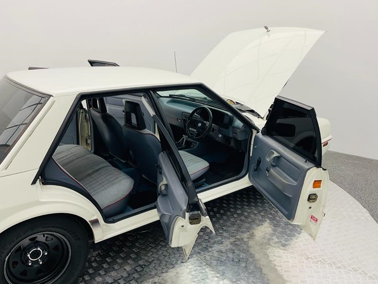 1985 FORD FALCON XF S-PAK 3 SP AUTOMATIC 4D SEDAN