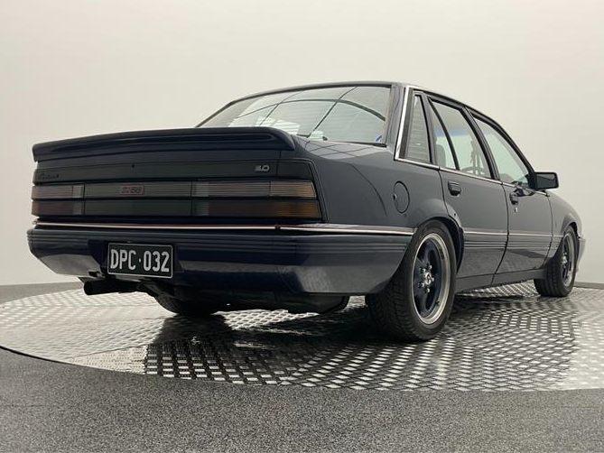 1988 HOLDEN COMMODORE VL SV88 3 SP AUTOMATIC SEDAN
