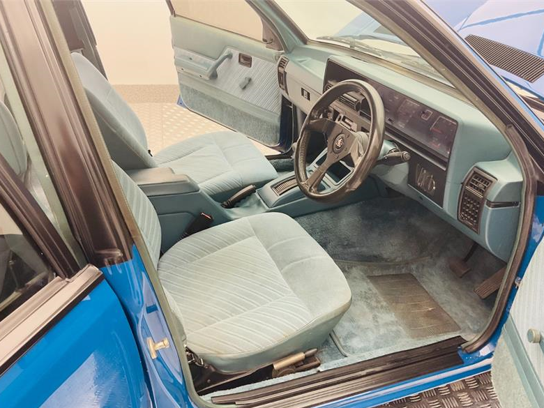 1984 HOLDEN COMMODORE VK SS TRIBUTE 3 SP AUTOMATIC 4D SEDAN