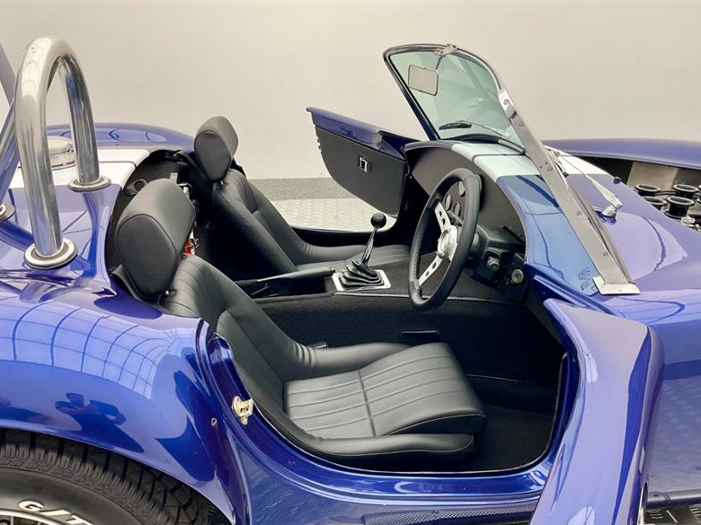 1965 AC COBRA REPLICA 5 SP MANUAL 2D CONVERTIBLE