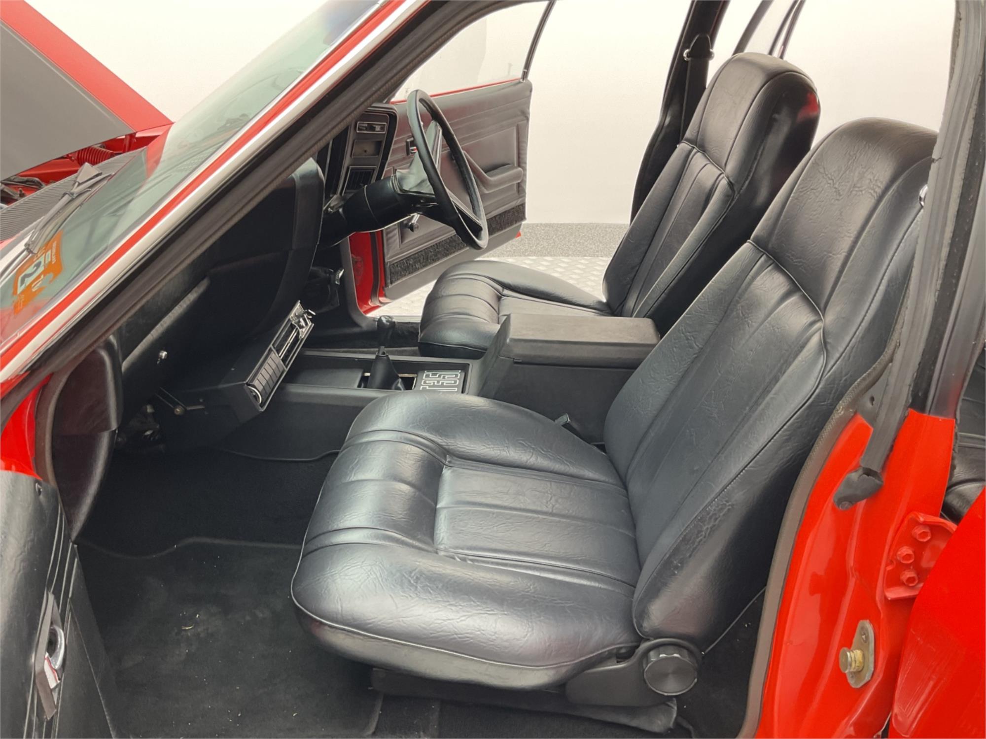 1976 FORD FALCON XB GT 3 SP AUTOMATIC 4D SEDAN