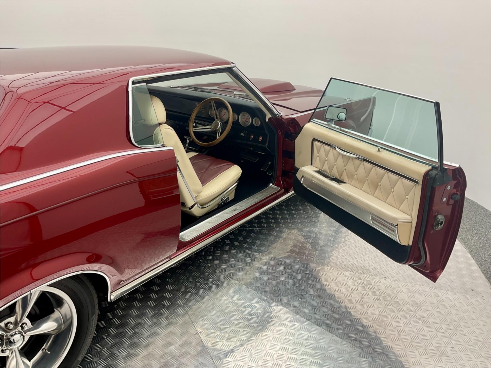 1969 LINCOLN CONTINENTAL MARK III 4 SP AUTOMATIC + OVERDRIVE COUPE