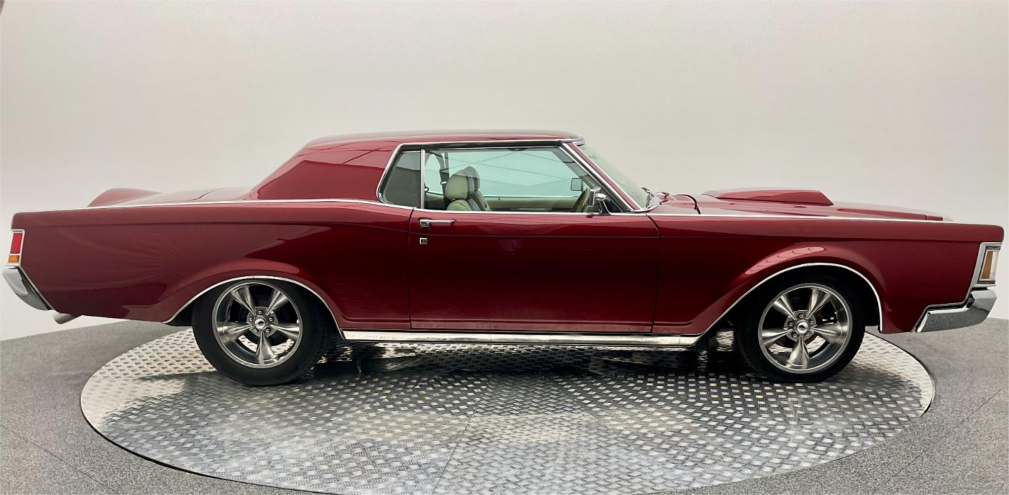 1969 LINCOLN CONTINENTAL MARK III 4 SP AUTOMATIC + OVERDRIVE COUPE