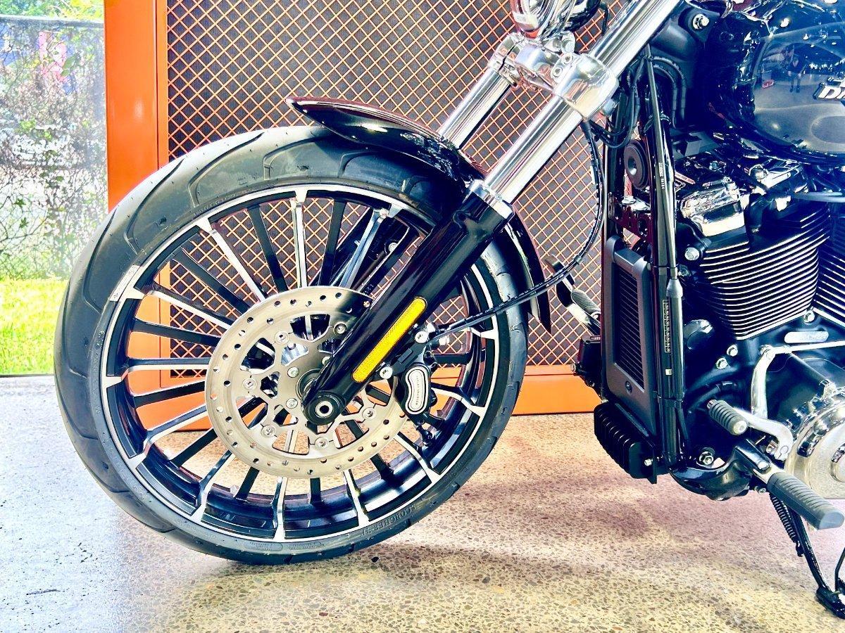 2025 HARLEY-DAVIDSON FXBR BREAKOUT (117) CRUISER