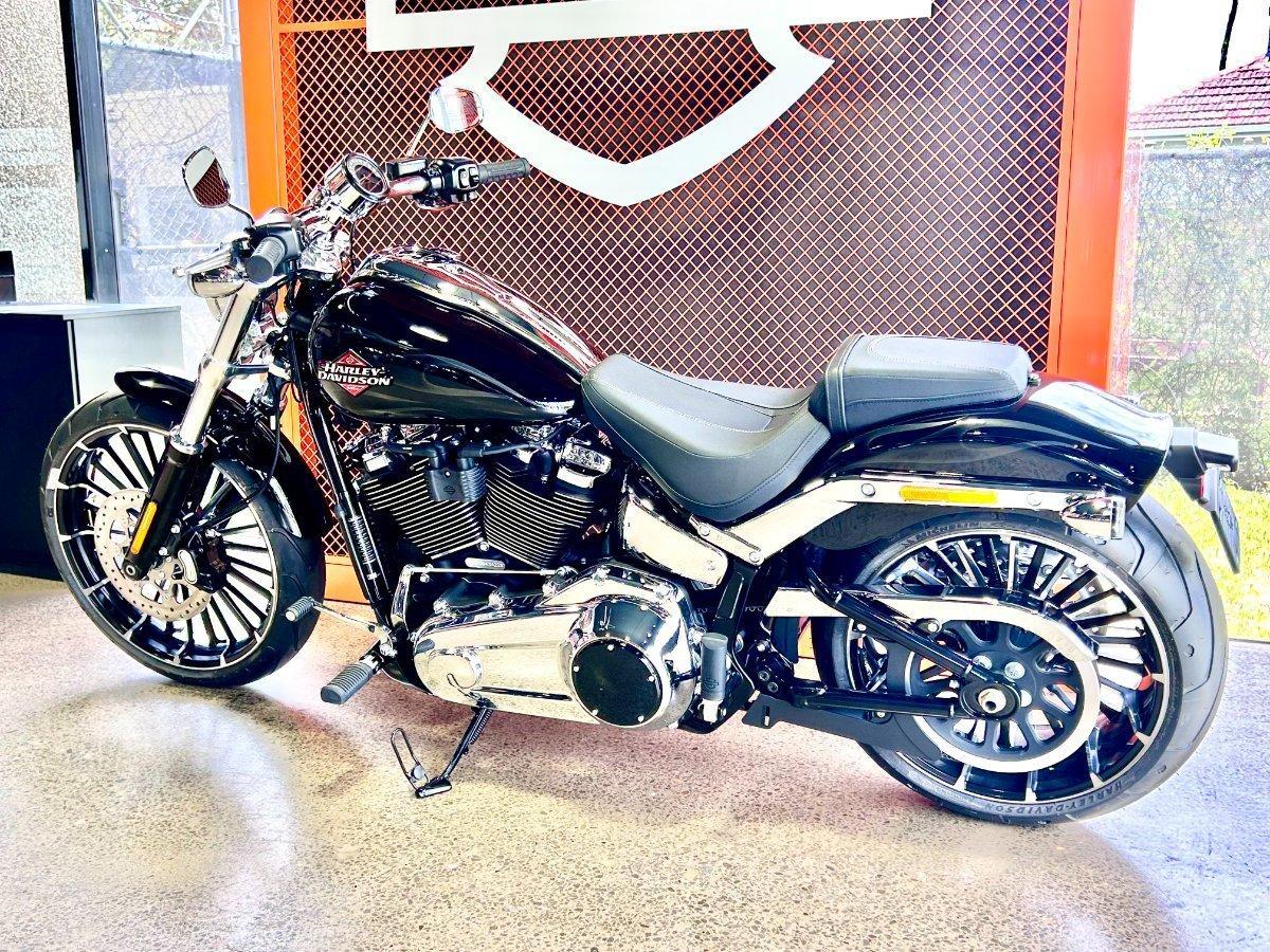 2025 HARLEY-DAVIDSON FXBR BREAKOUT (117) CRUISER