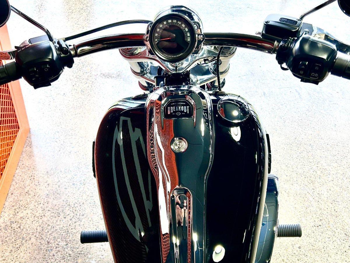 2025 HARLEY-DAVIDSON FXBR BREAKOUT (117) CRUISER