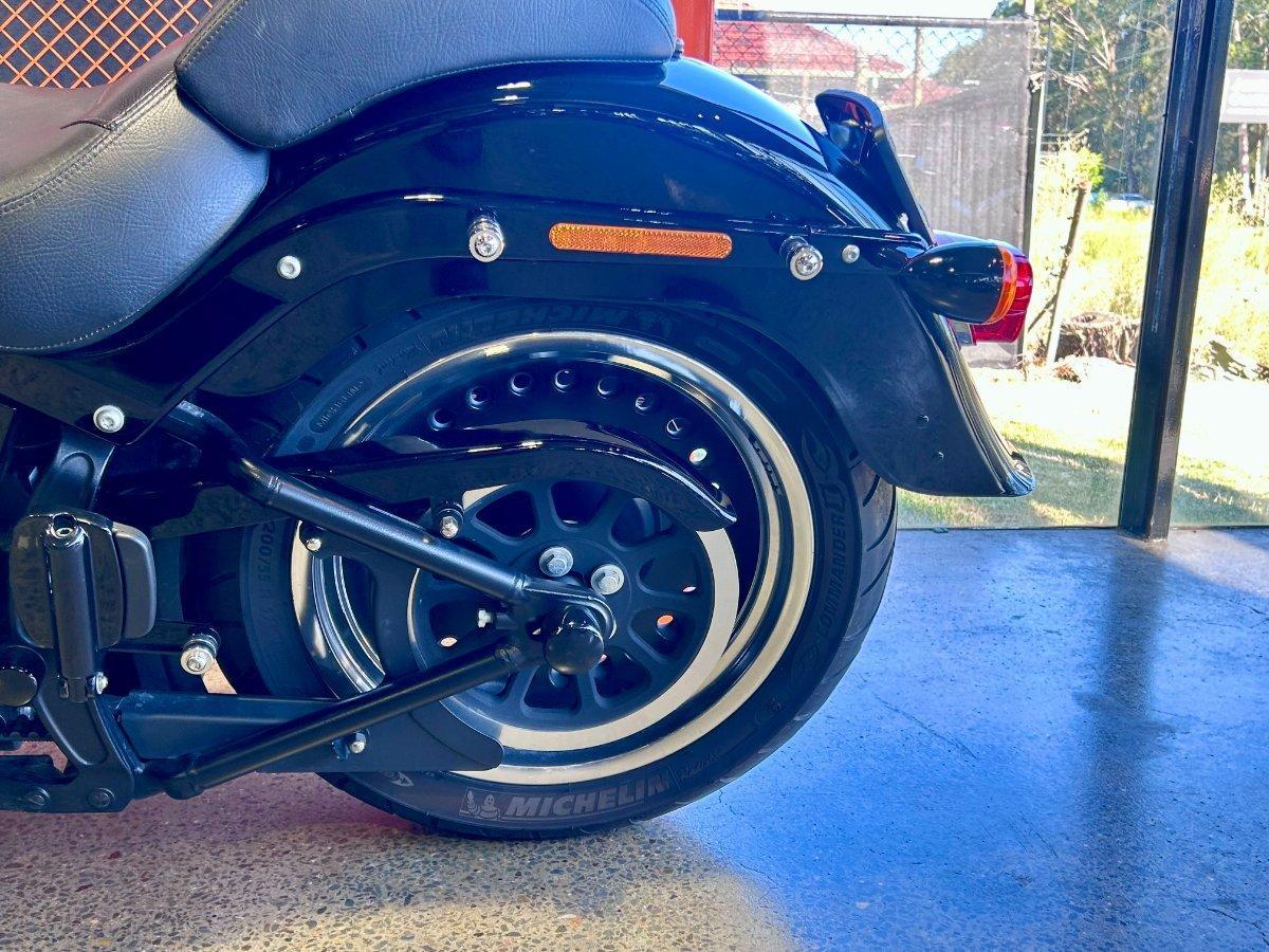 2017 HARLEY-DAVIDSON FLSTFBS FAT BOY S CRUISER