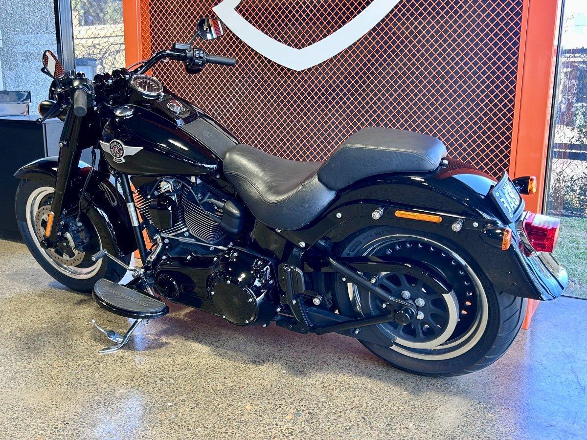 2017 HARLEY-DAVIDSON FLSTFBS FAT BOY S CRUISER