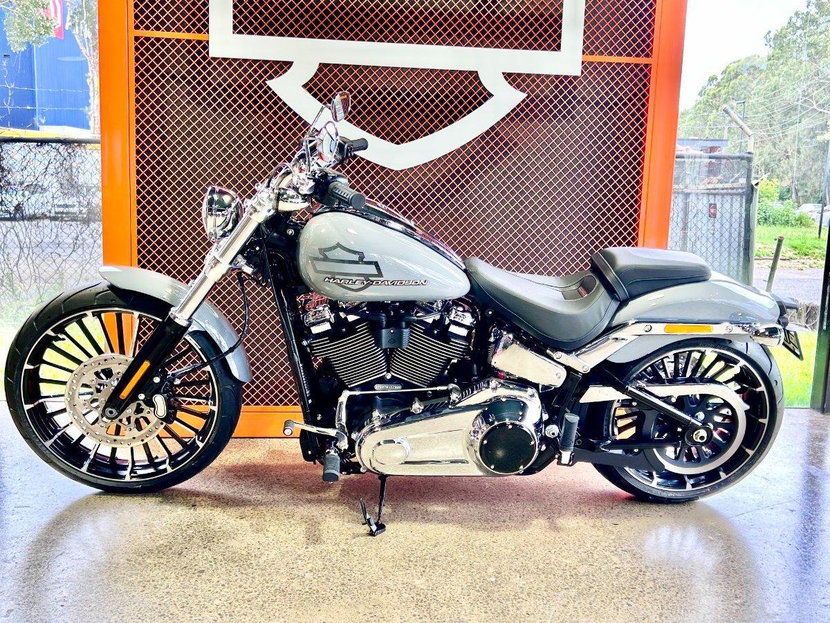 2026 HARLEY-DAVIDSON FXBR BREAKOUT (117) CRUISER