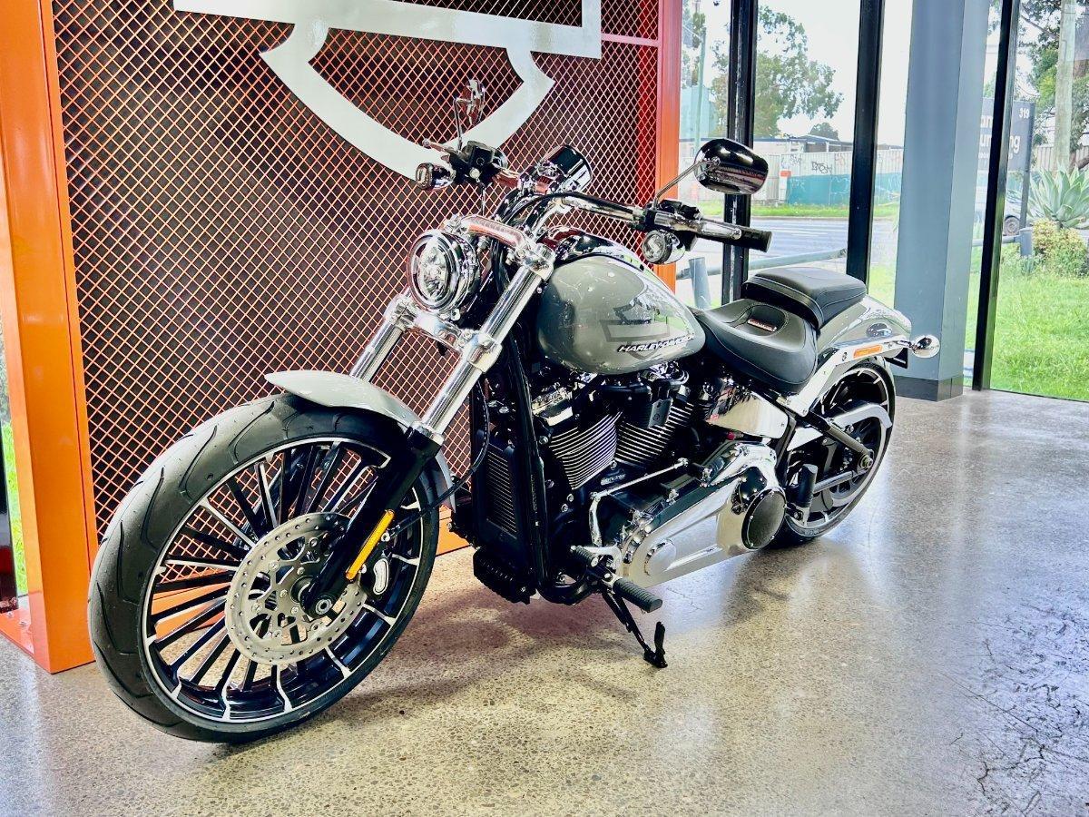 2026 HARLEY-DAVIDSON FXBR BREAKOUT (117) CRUISER