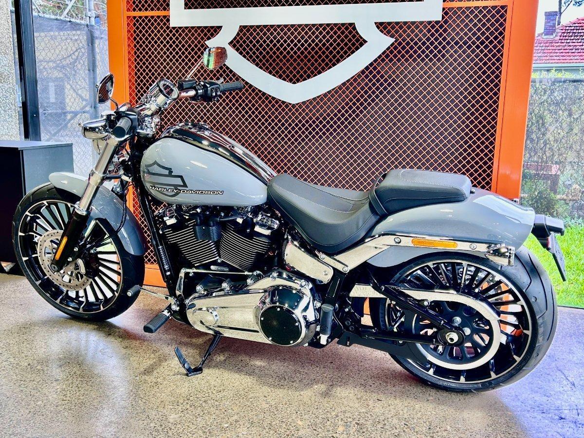2026 HARLEY-DAVIDSON FXBR BREAKOUT (117) CRUISER