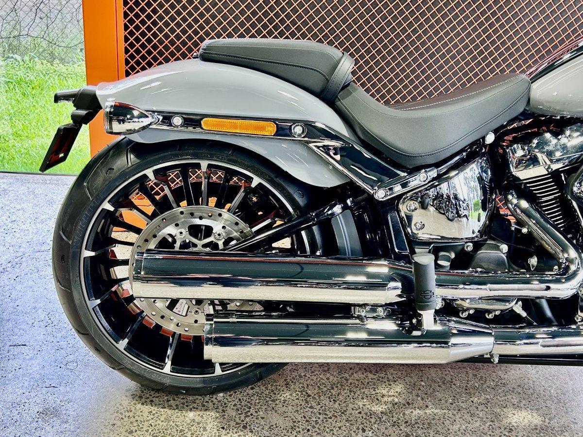 2026 HARLEY-DAVIDSON FXBR BREAKOUT (117) CRUISER
