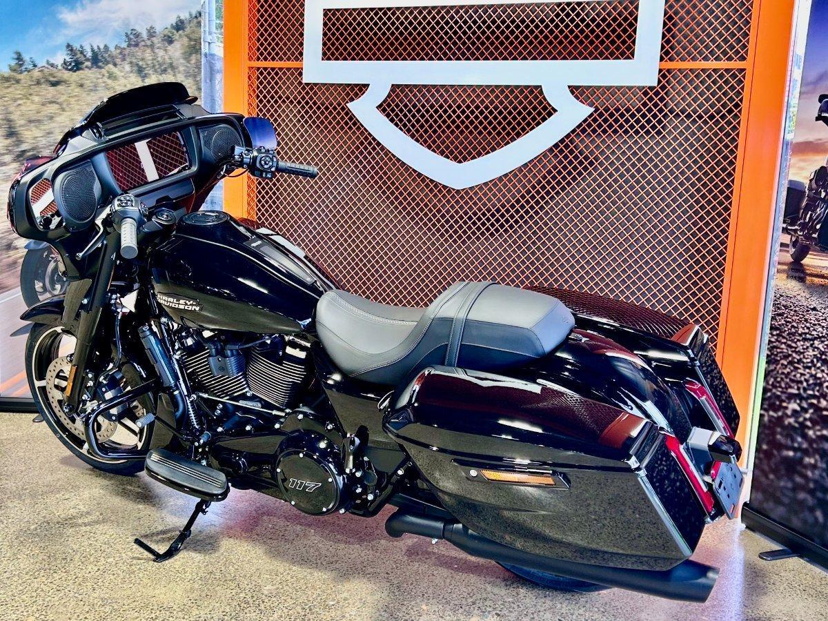 2026 HARLEY-DAVIDSON FLHX STREET GLIDE (117) CRUISER