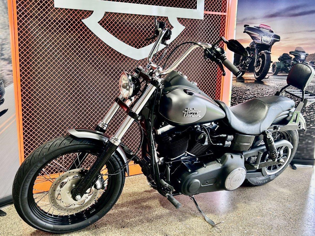 2017 HARLEY-DAVIDSON FXDB STREET BOB CRUISER