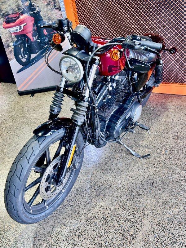 2018 HARLEY-DAVIDSON XL883N IRON 883 CRUISER