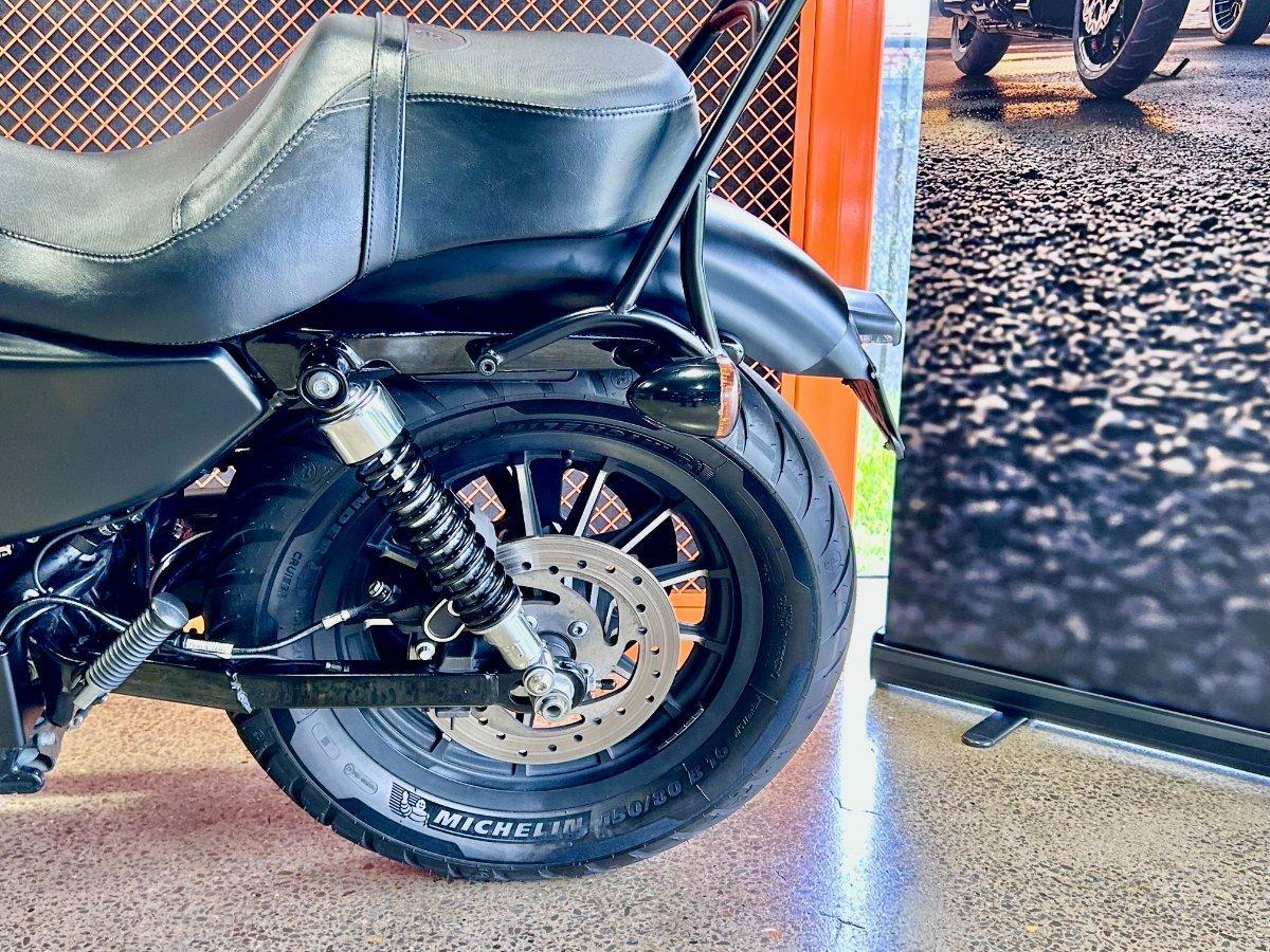 2015 HARLEY-DAVIDSON XL883 IRON 883 CRUISER